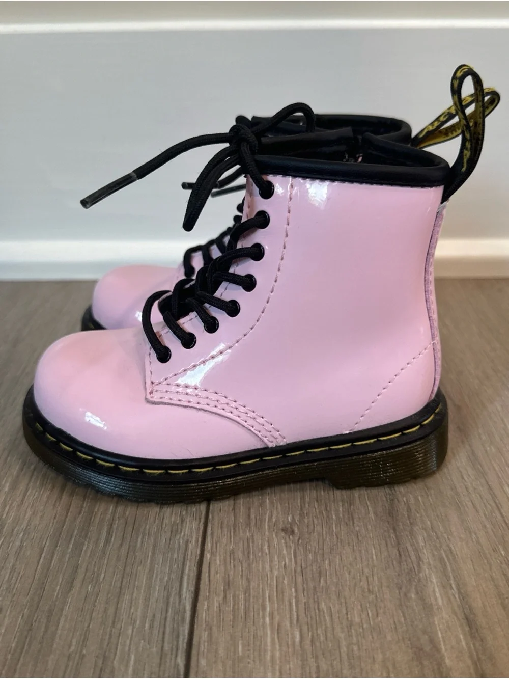 Dr. Martens Kids Pink Patent Lace-Up Boots